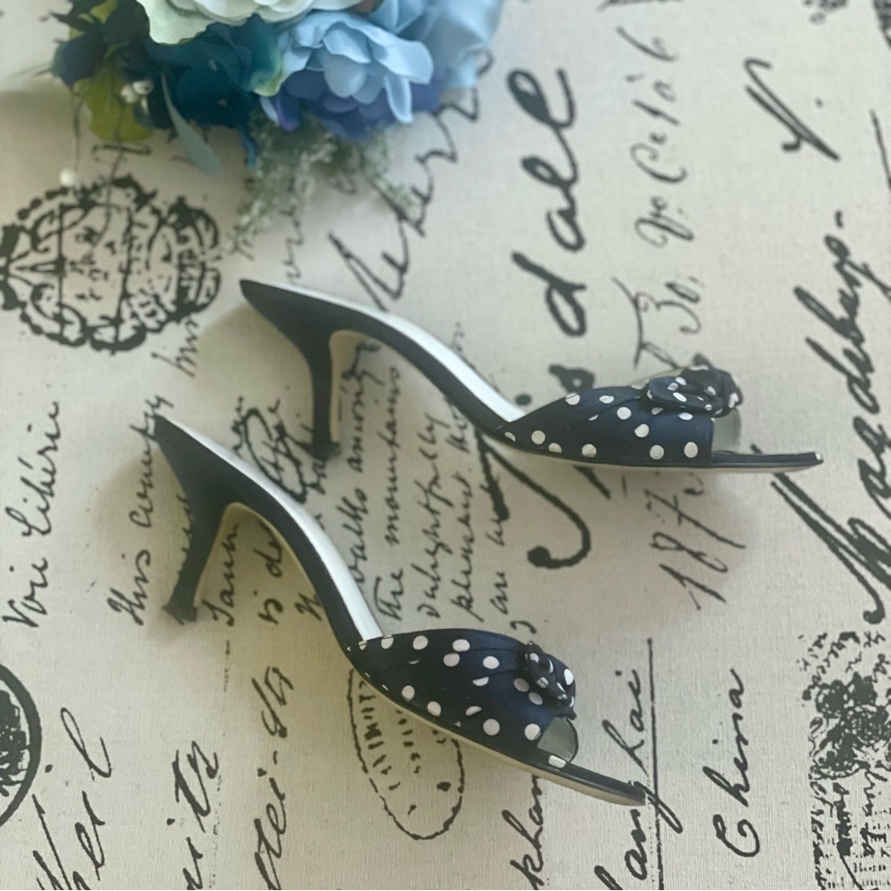 Pesáro Jaynie Navy Polka Dot Kitten Heel Open Toe Sandals with Bow 7.5 - Picture 8 of 10